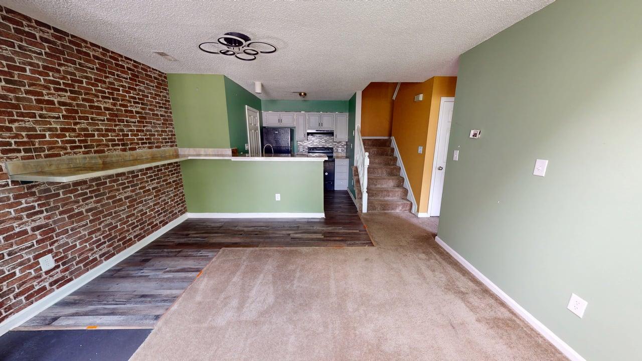 469 Lees Mill Dr photo