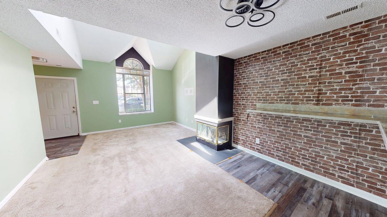 469 Lees Mill Dr photo