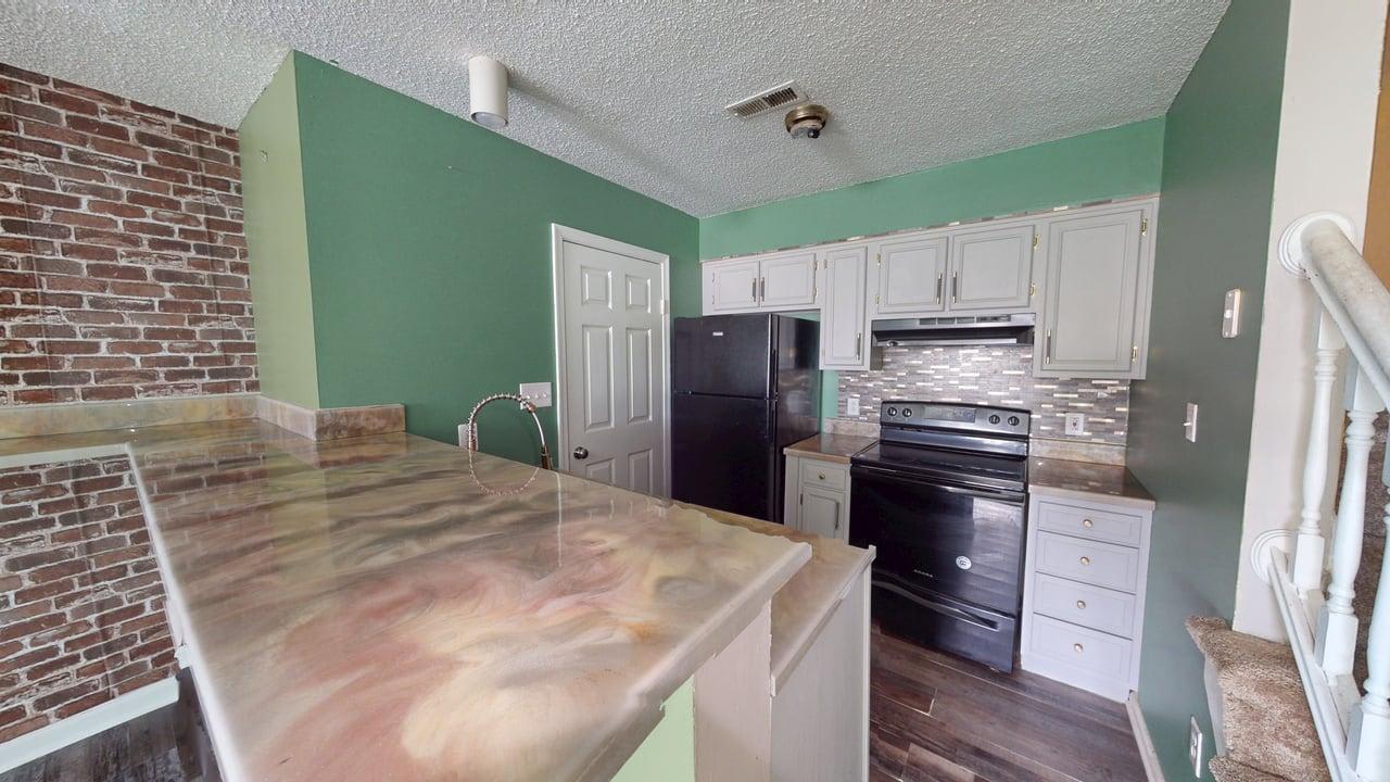 469 Lees Mill Dr photo