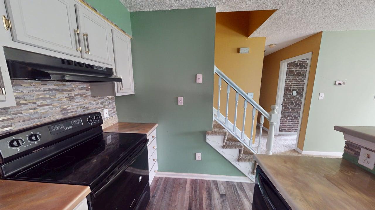 469 Lees Mill Dr photo