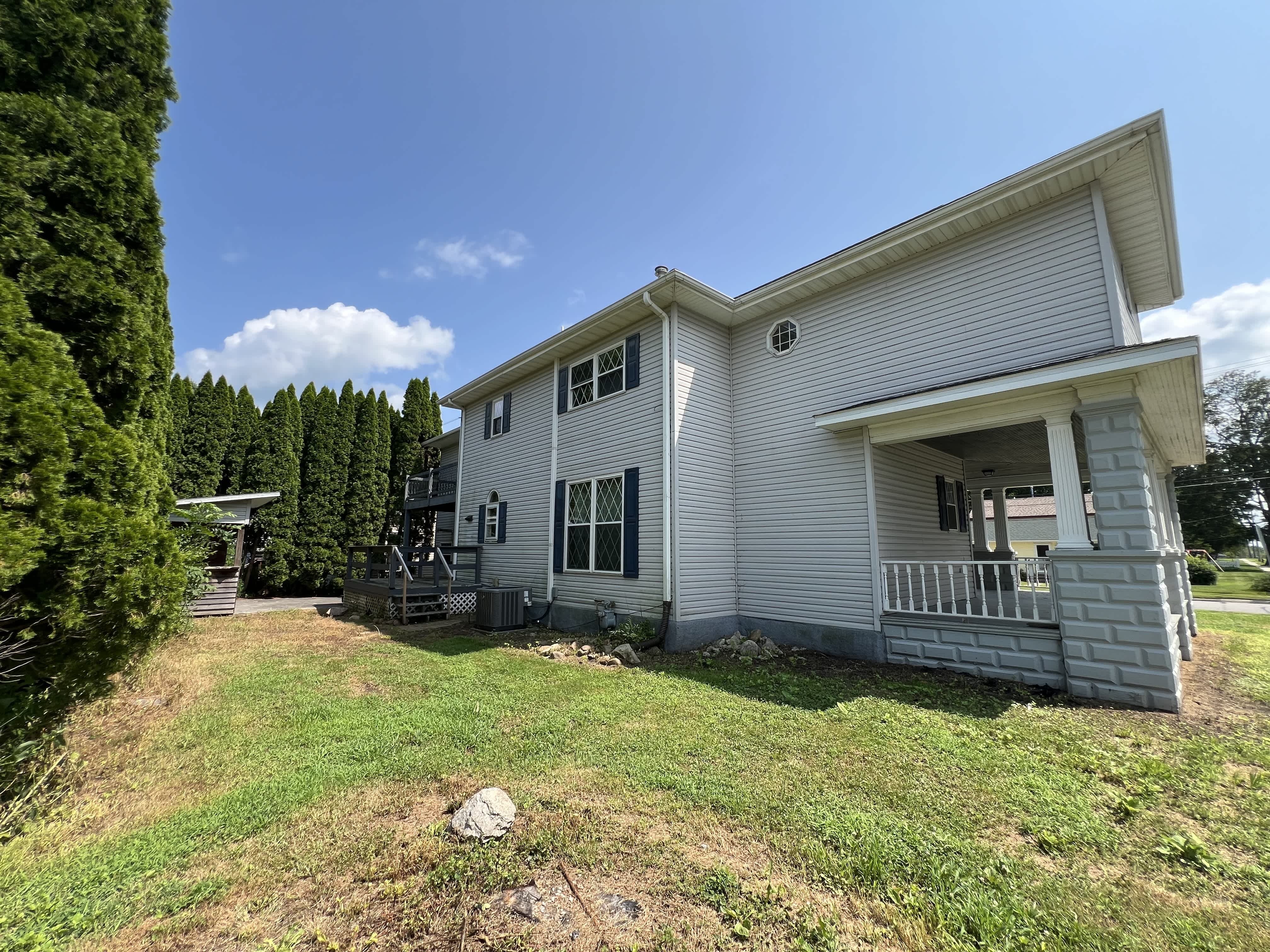 218 5th Ave SE photo