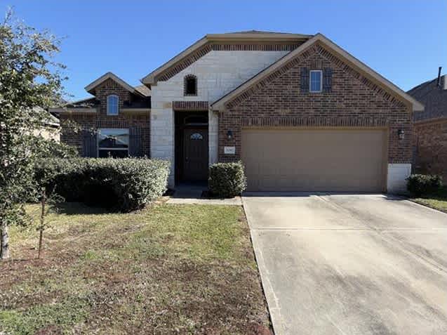 3010 Royal Albatros Dr