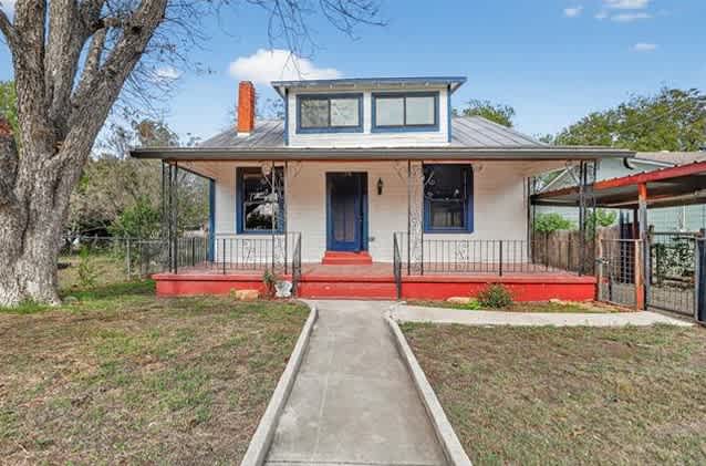 Photograph of 325 Jennings Avenue, San Antonio, TX 78225