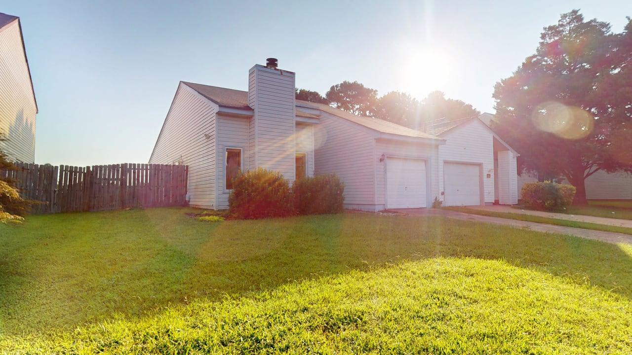 5722 Earnhardt St photo