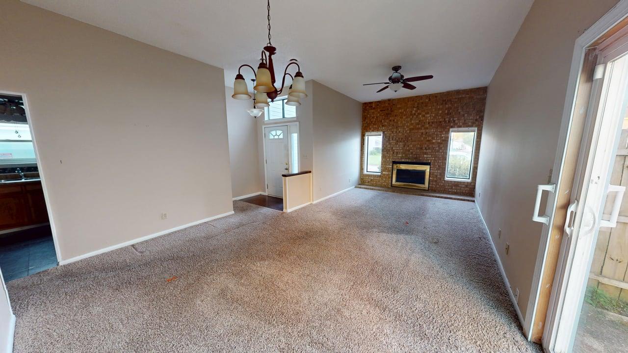 5722 Earnhardt St photo