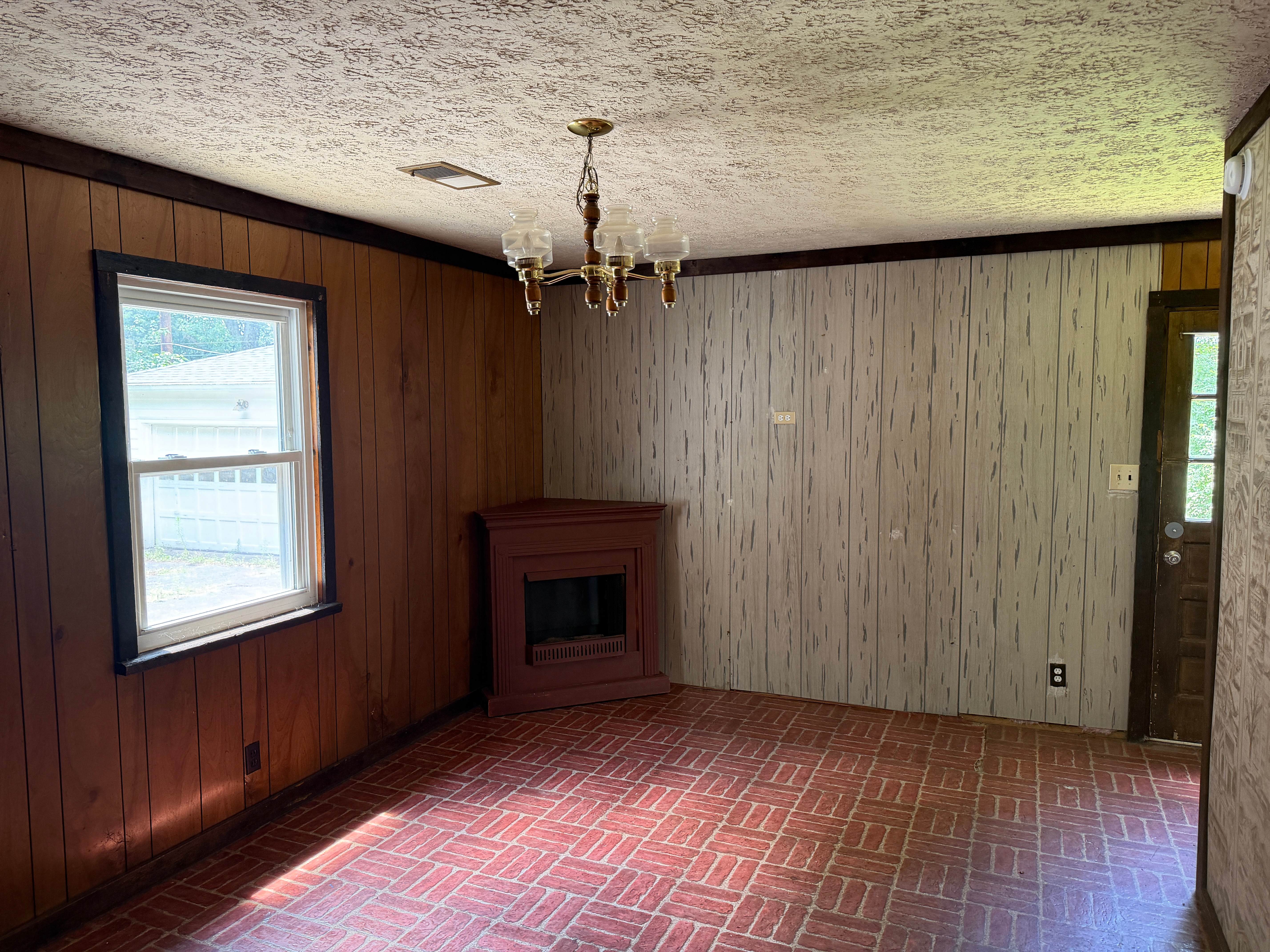 5868 Hillside Ave photo