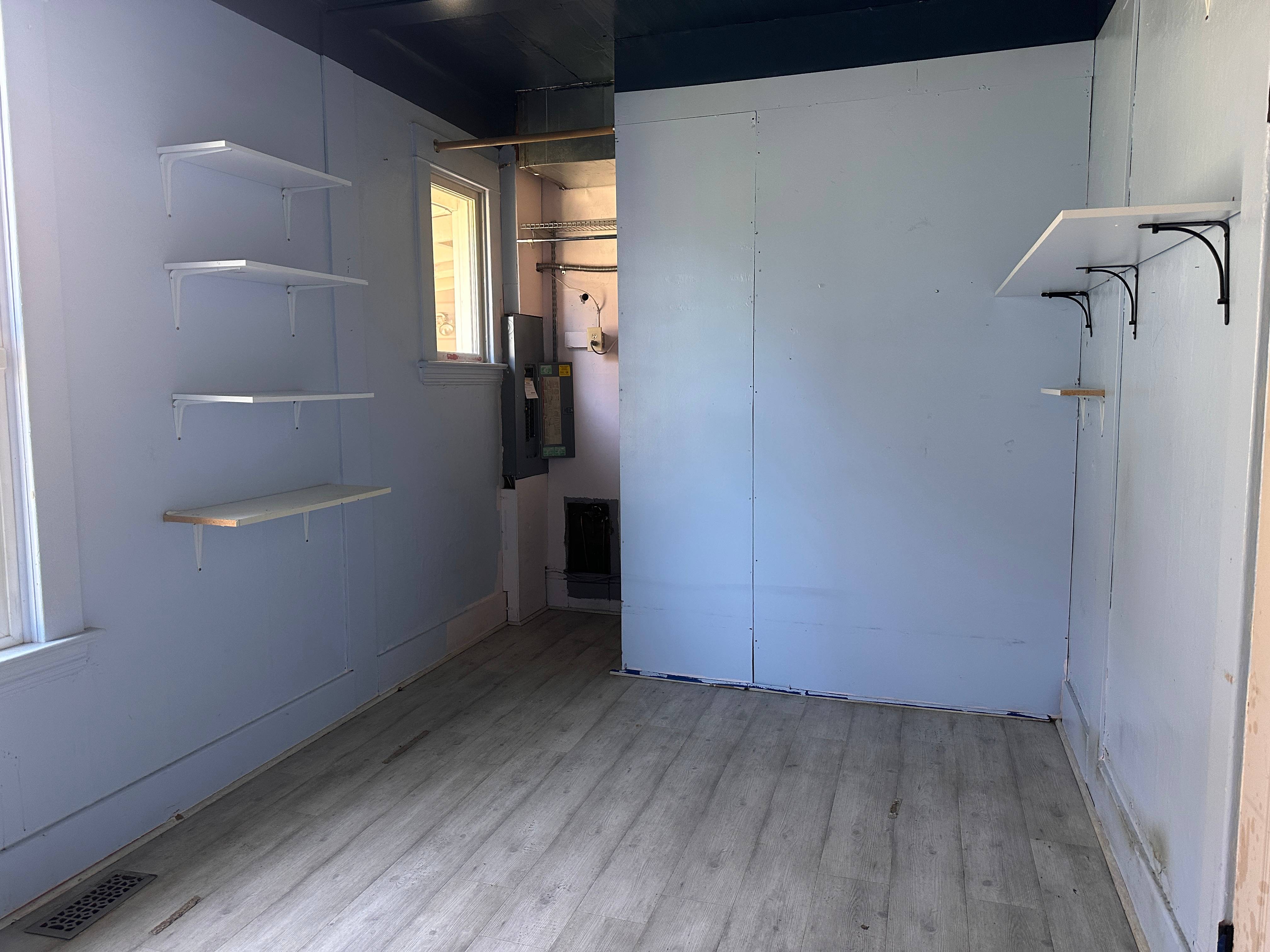 152 Karr Ave photo