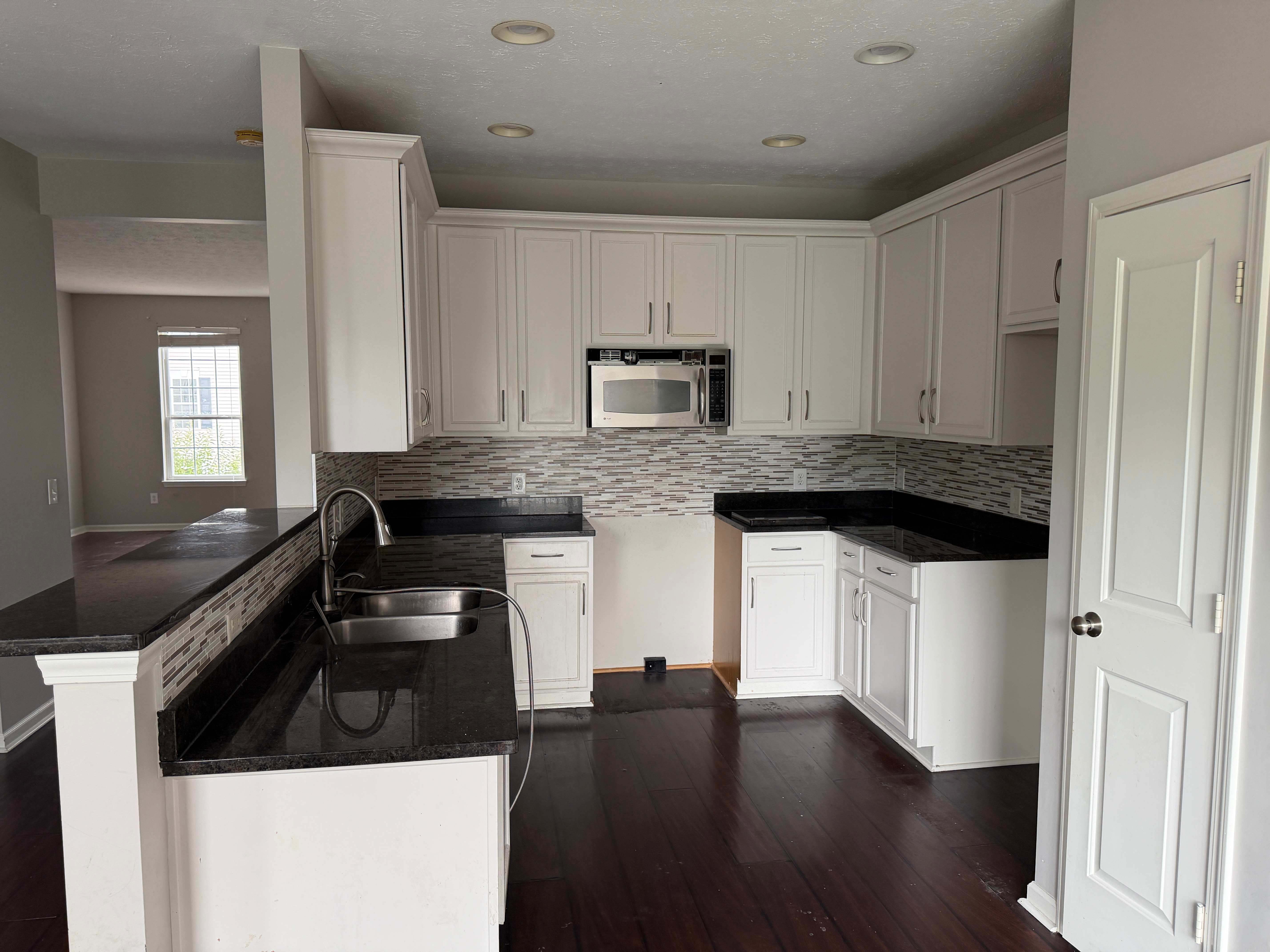9461 Tanhurst Dr photo