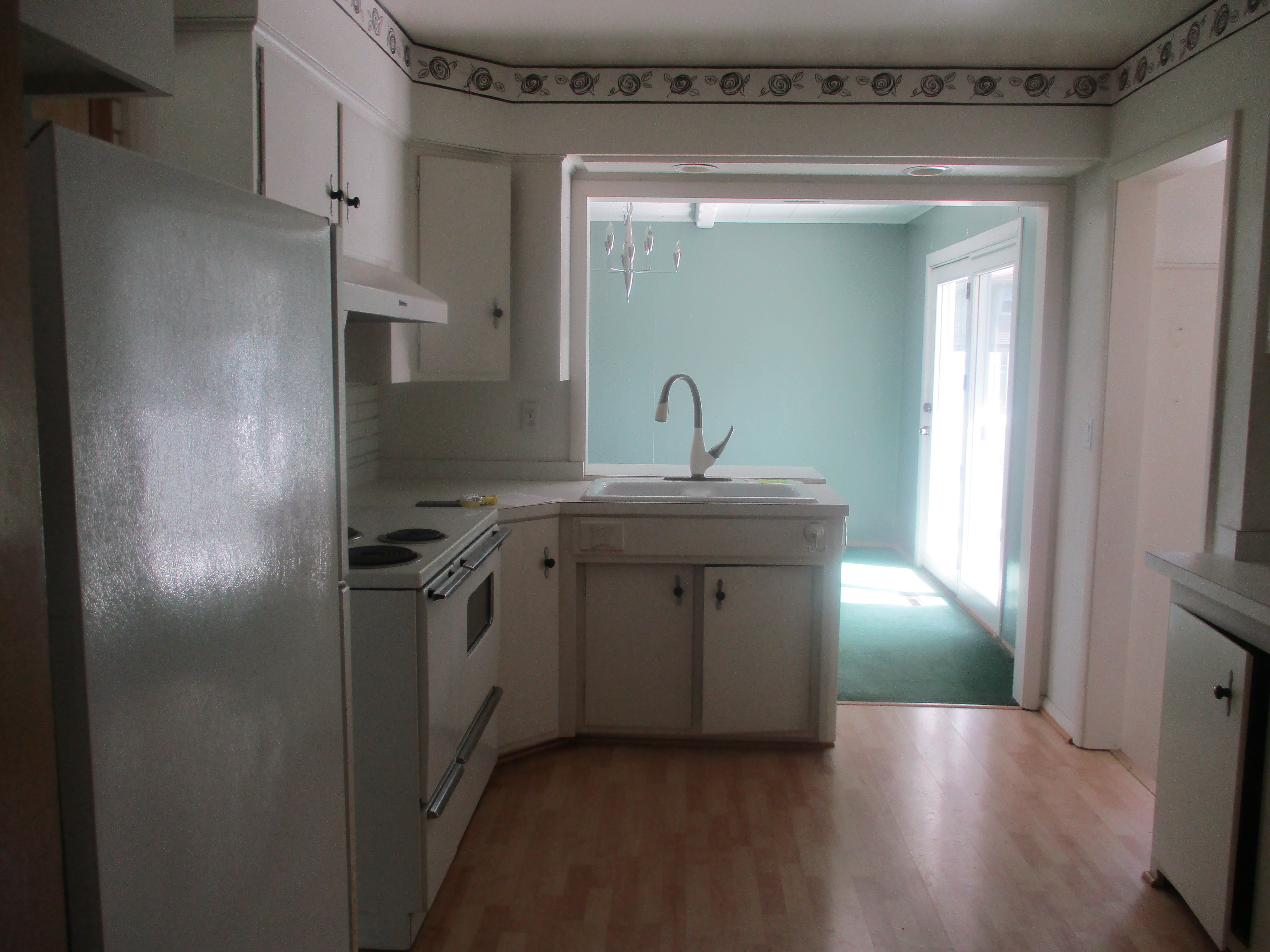 917 Lawndale Ave photo