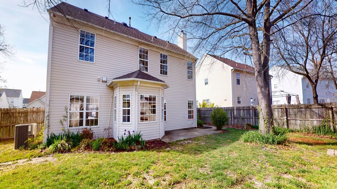 707 Indian Cedar Dr photo