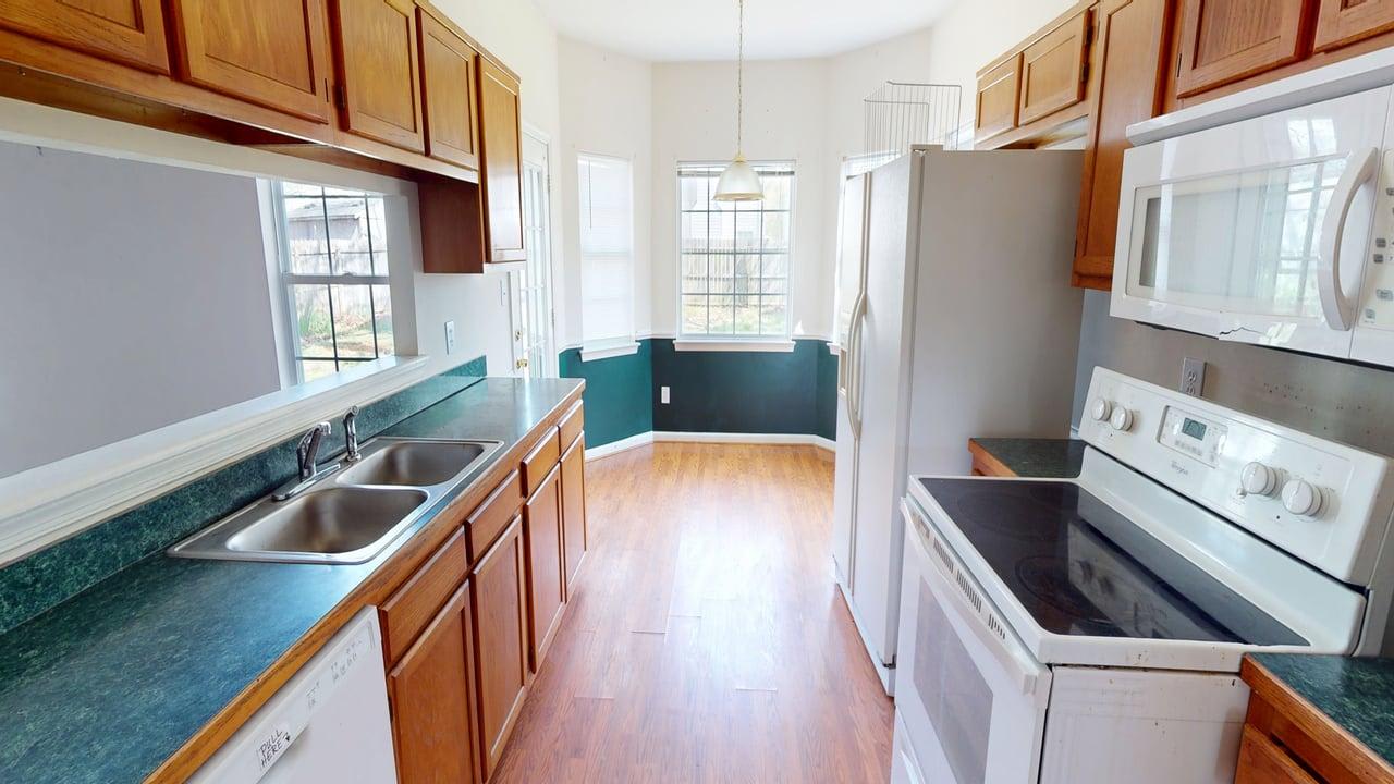 707 Indian Cedar Dr photo