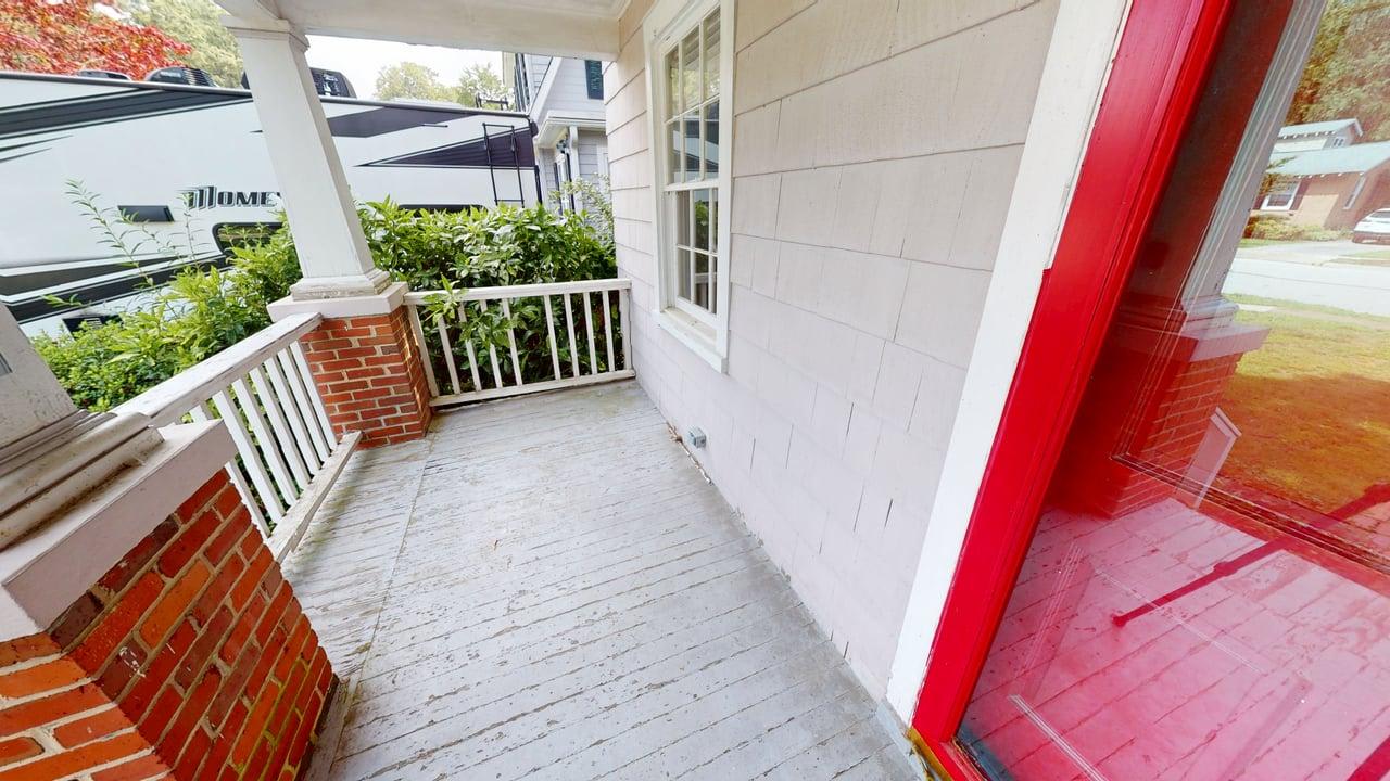 76 Raleigh Rd photo