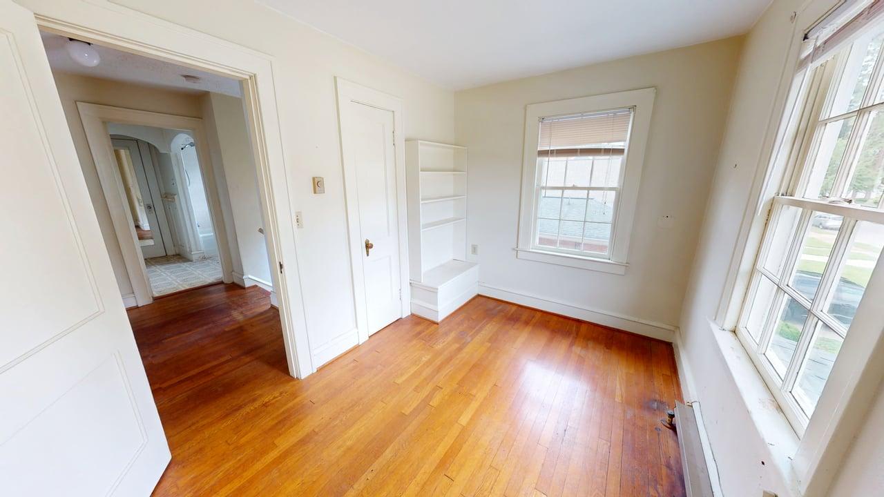 76 Raleigh Rd photo