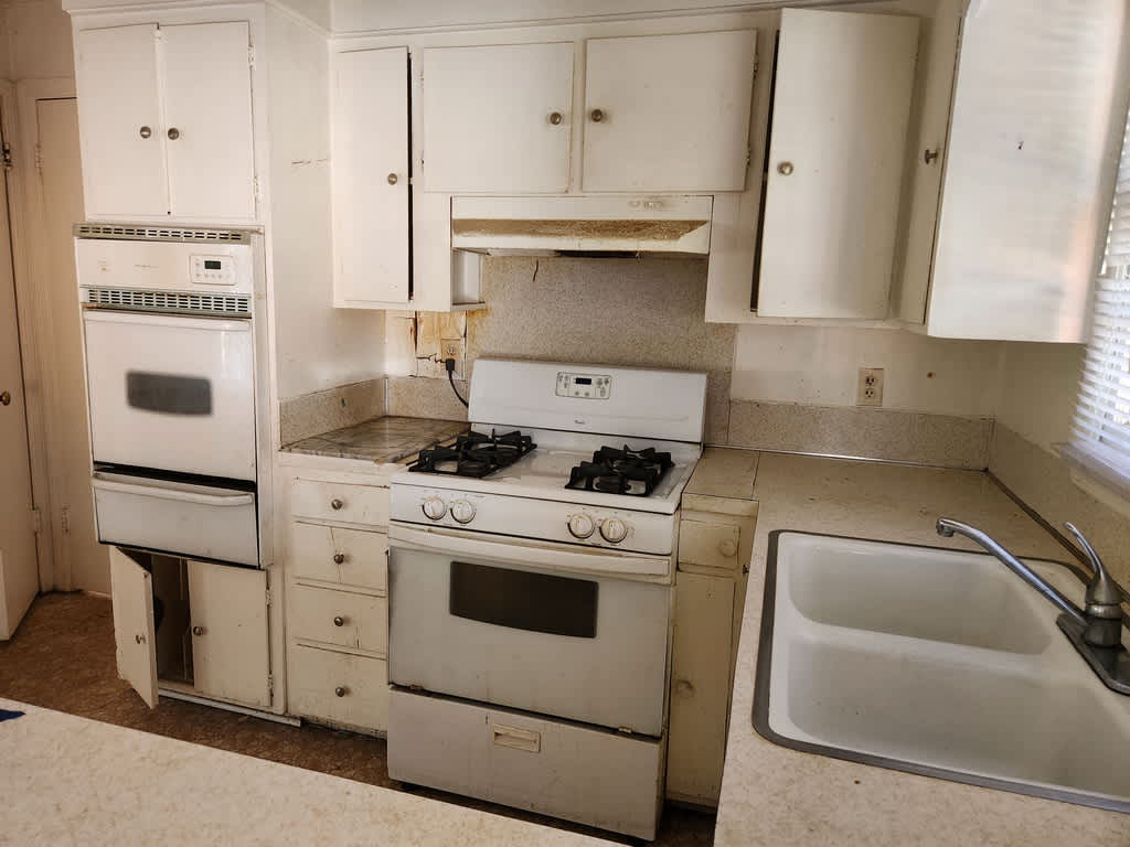 200 Morrison Ave photo