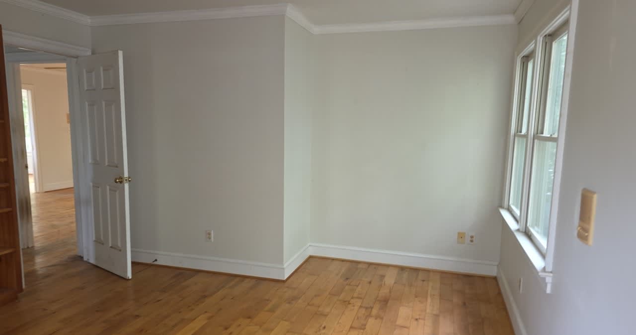235 Oak Point Dr photo