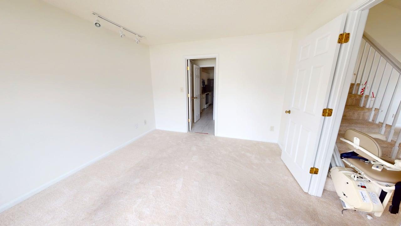 902 Miller Creek Ln photo