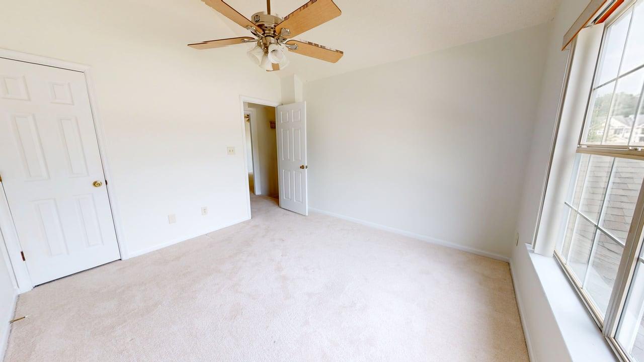 902 Miller Creek Ln photo