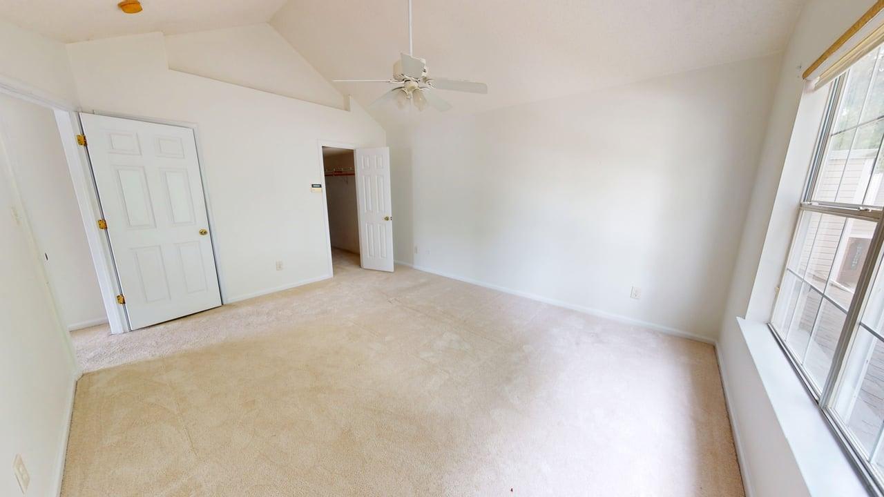 902 Miller Creek Ln photo