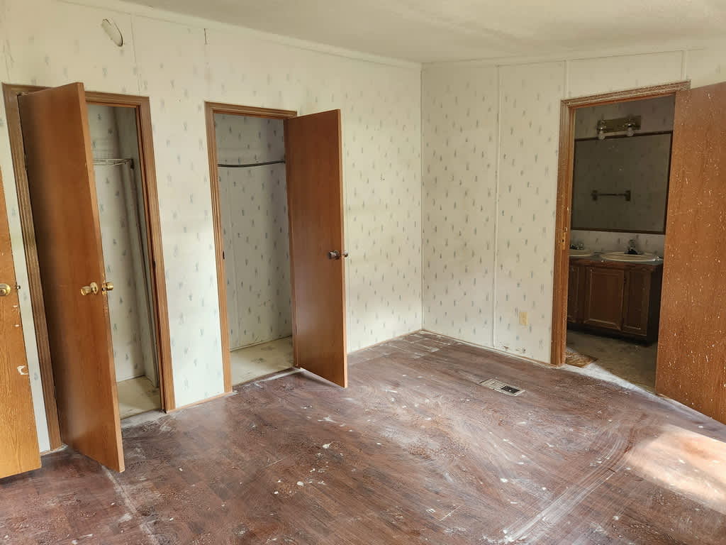 317 Newsome Grove photo