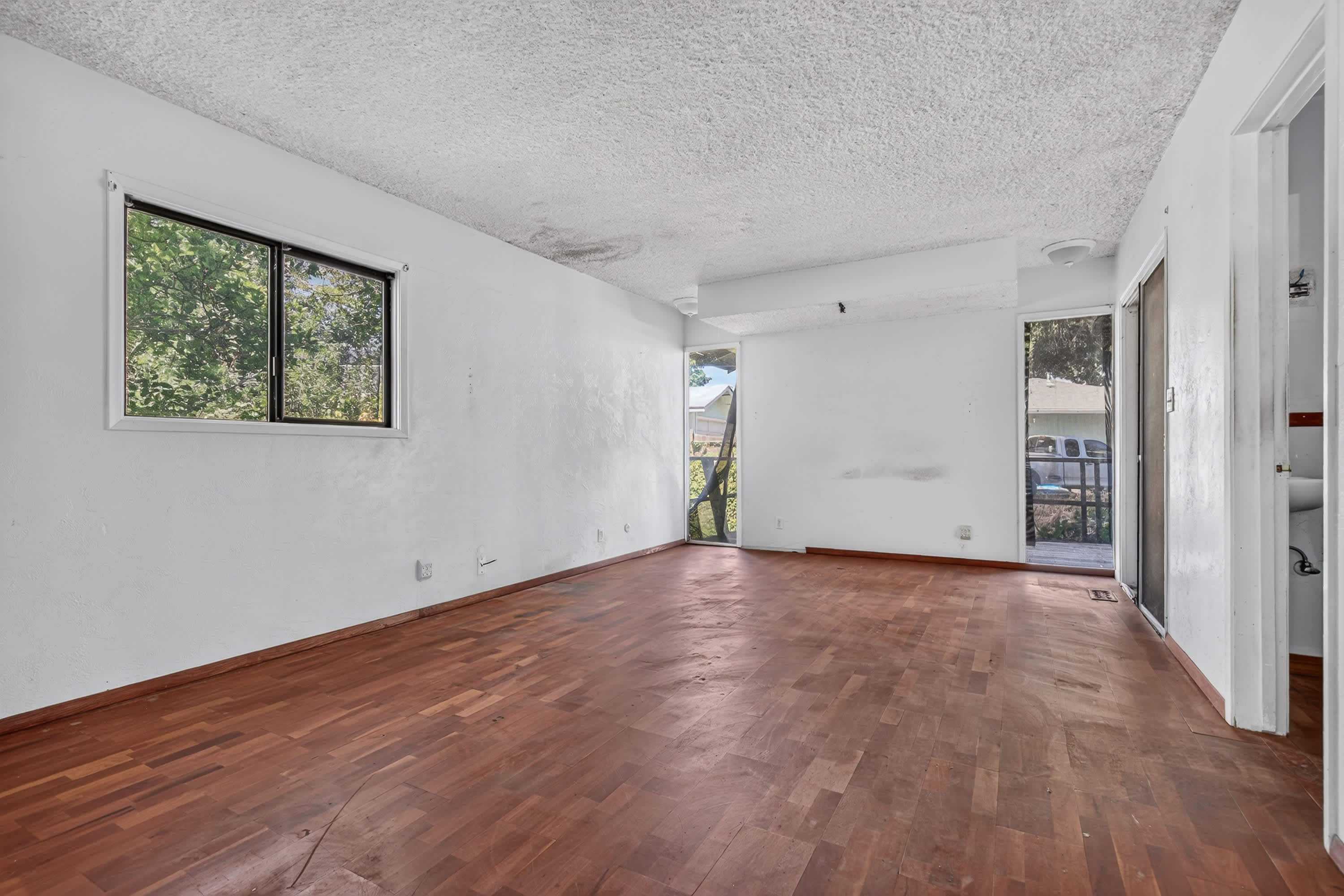 504 W Pine St Aka 3575 Hanely Rd photo