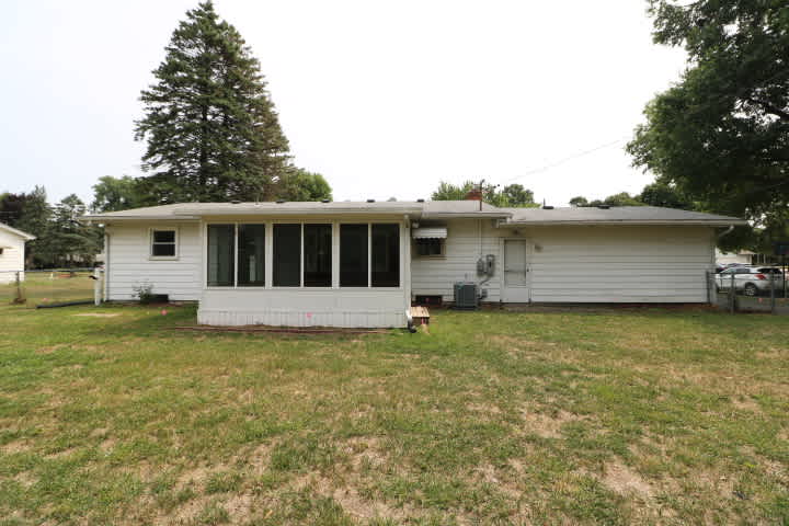 1031 Arapaho Dr photo