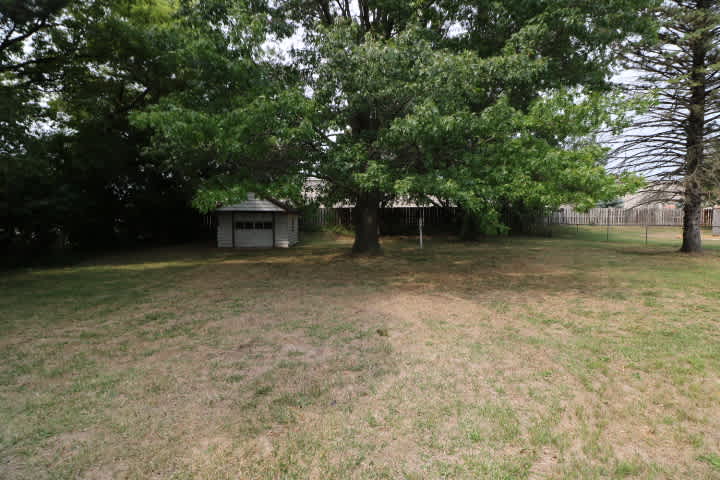 1031 Arapaho Dr photo