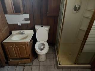 17724 Henry St photo