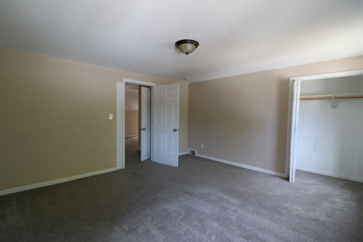 1609 E Court St photo