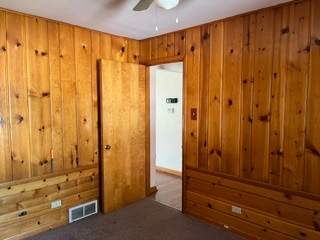 17724 Henry St photo