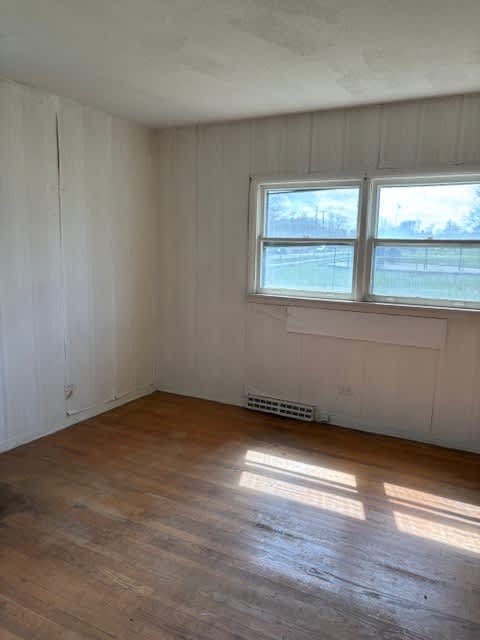 1244 Center Ave photo
