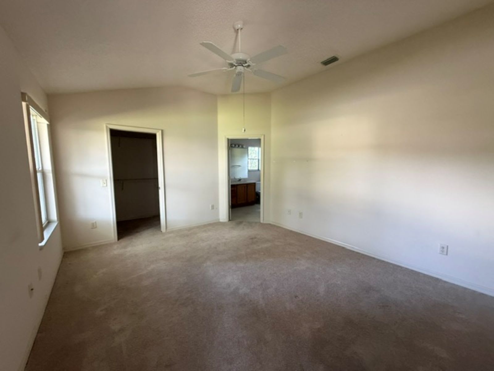 3001 Saint Thomas Ln photo