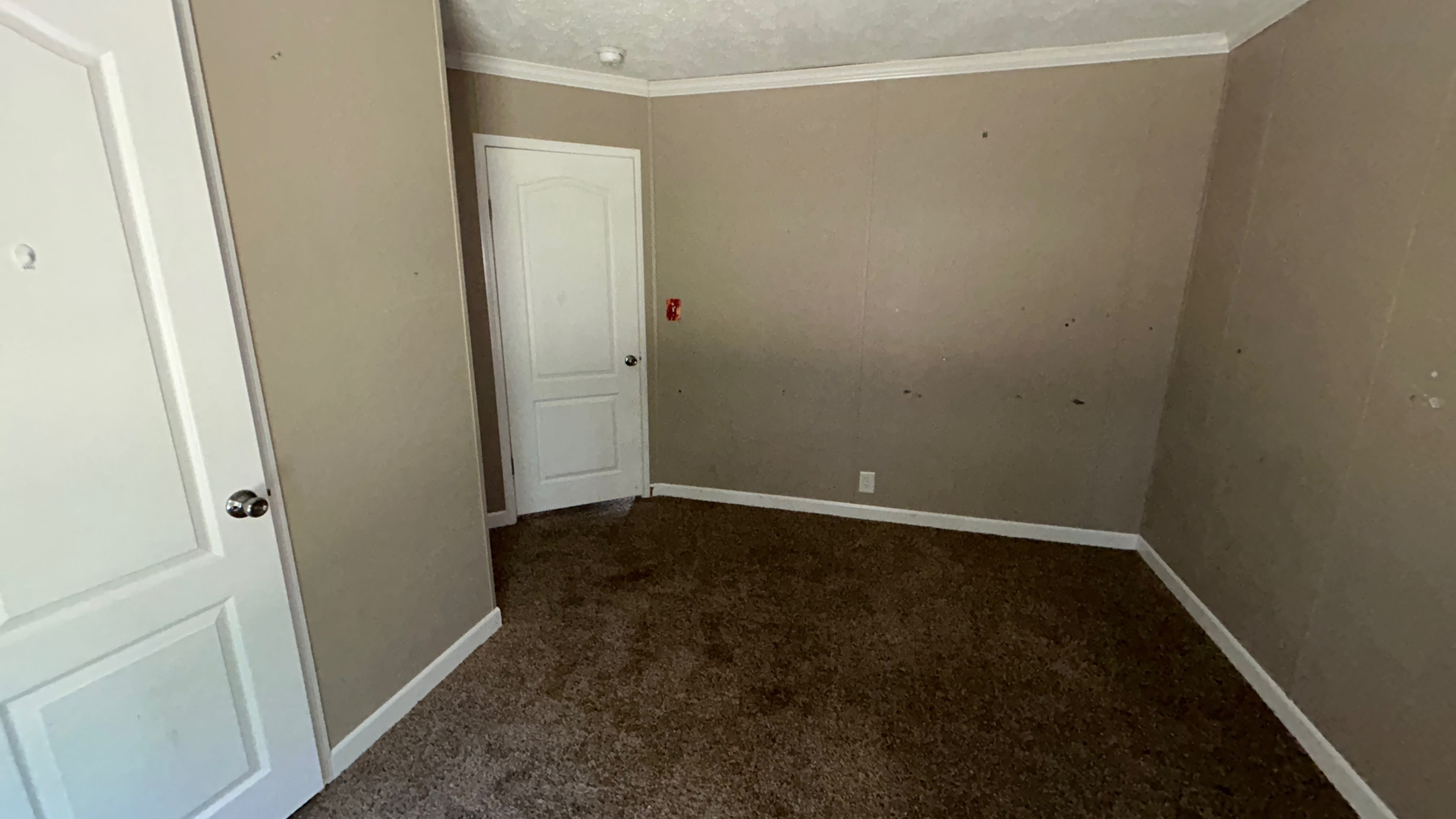 1625 Hannah Pond Rd photo