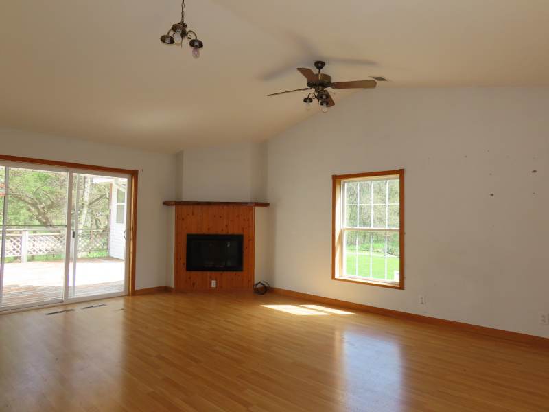 305 W 100 S photo