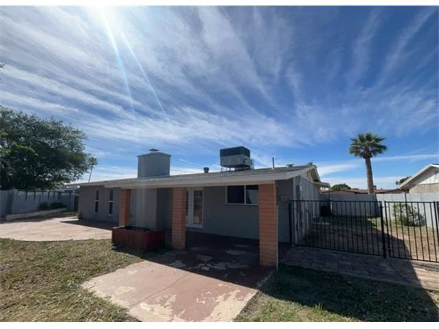 3656 W Windrose Dr photo