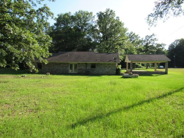 68 Shamrock Rd photo