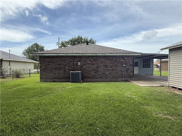 219 Blue Bonnet Dr photo