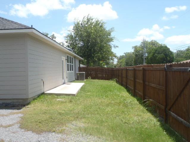 964 Allende St photo