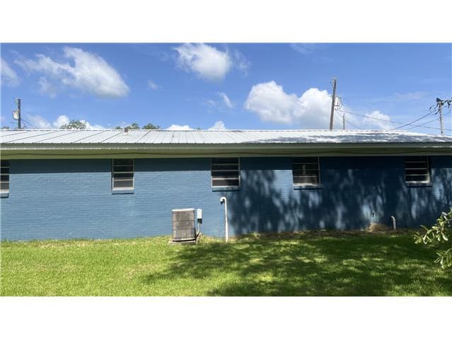 613 Gavins St photo