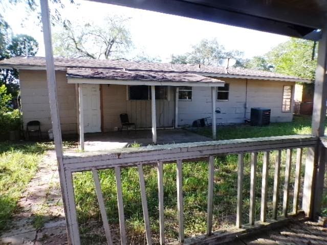 902 E Crockett St photo