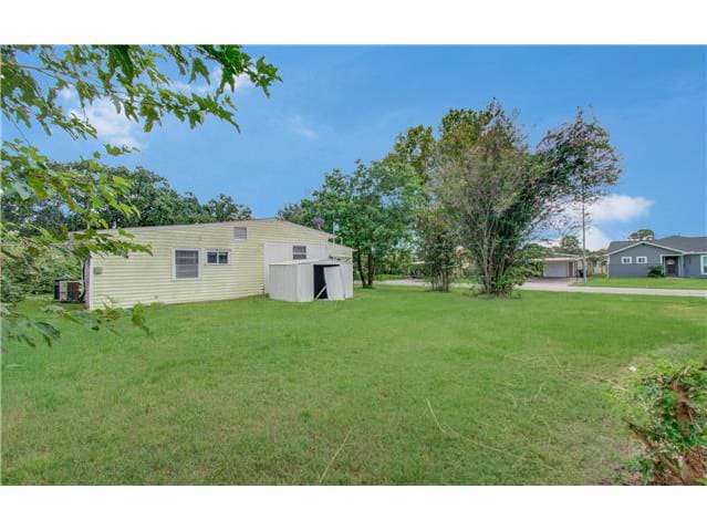 3326 Proswimmer St photo