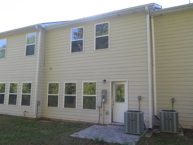 8678 Lakeview Commons photo