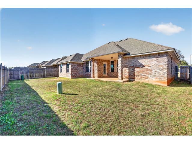1200 Magnolia Dr photo