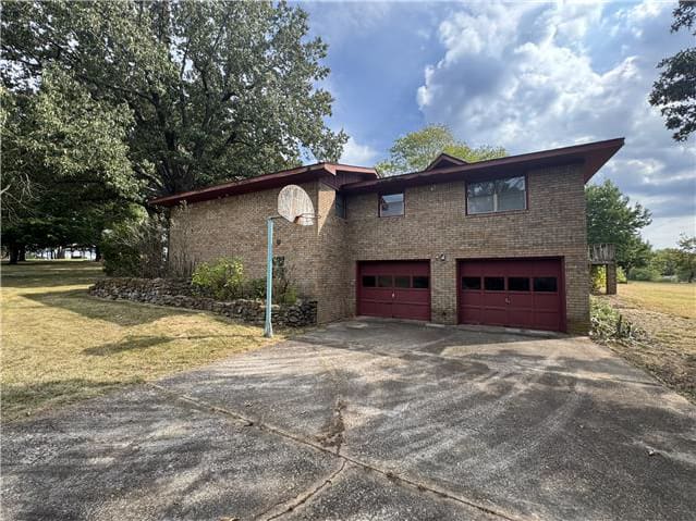 577 Blackwood Dr photo