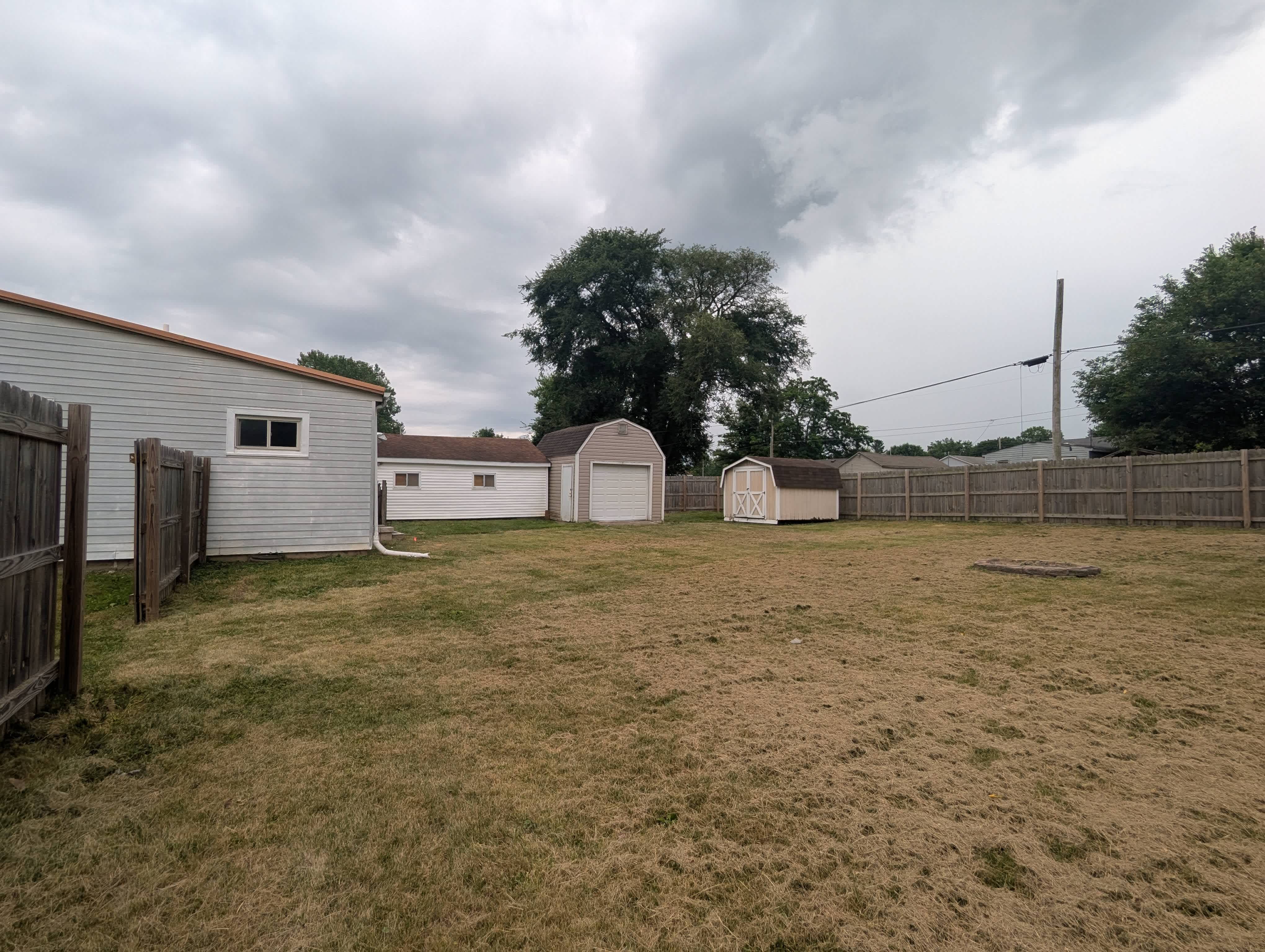 711 Kinnane Ave photo