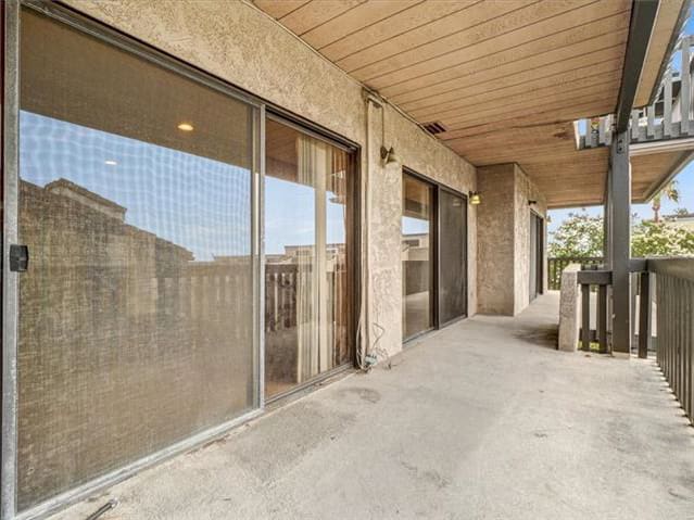 2298 Rose Ave #302 photo