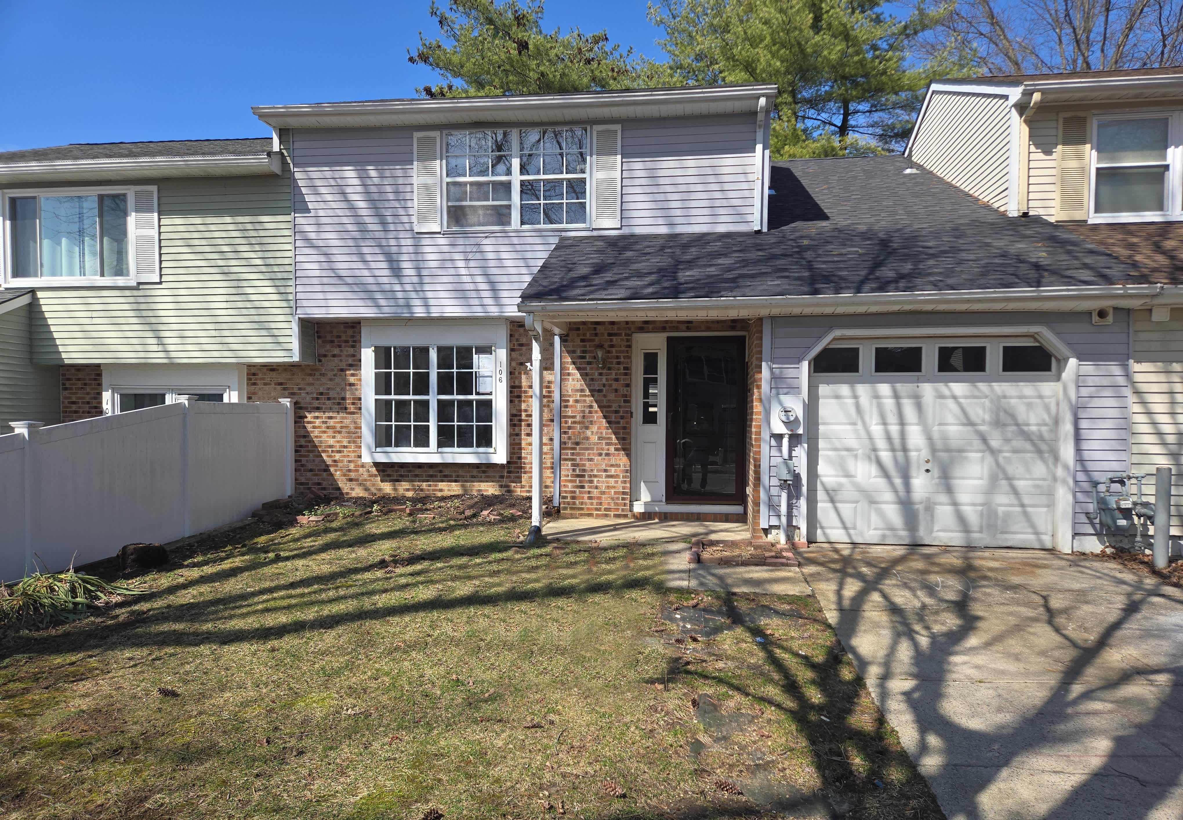 Photograph of 106 Banwell Ln, Mount Laurel, NJ 08054