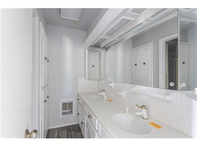 2824 Nichols Rd photo