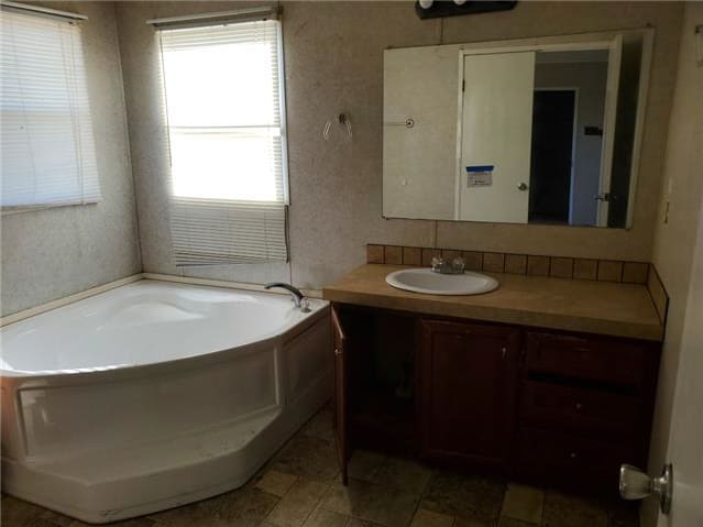 754 Kayroe Rd photo