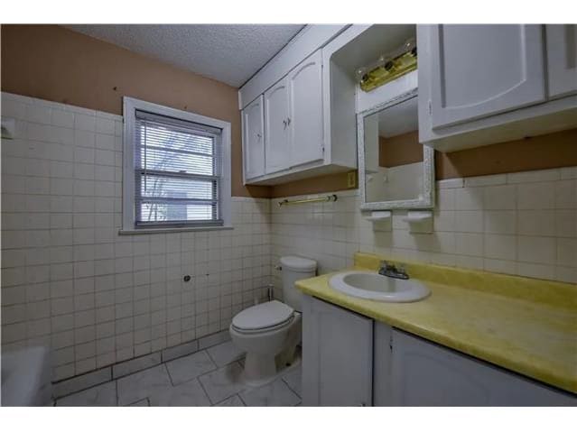 19 41st St E photo
