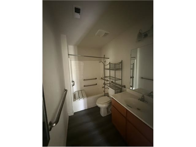 7636 Fm 2799 photo
